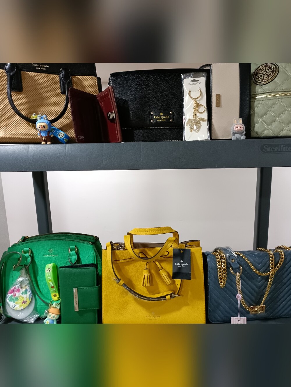 DESIGNER BAGS LIQUIDATION KATE SPADE GUCCI NANET LEPORE LARGERFELD BUNDLE.